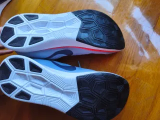 Zapatillas Nike Zoom Fly 5 Talla 42.5 Nuevas