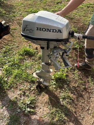 Motor fueraborda Honda 5 CV 4 tiempos