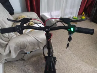 Patinete eléctrico con sillín