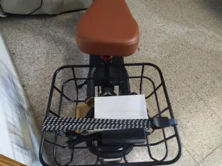 Patinete eléctrico con sillín