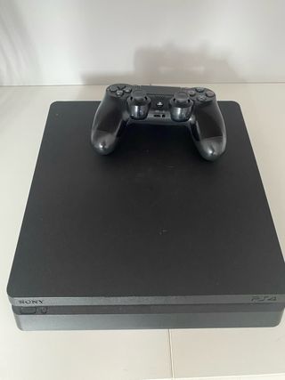 PS4 Slim Negra + Mando + Juegos