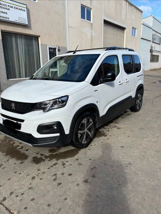 Peugeot rifter GTline 1.5 130cv. 46.900k