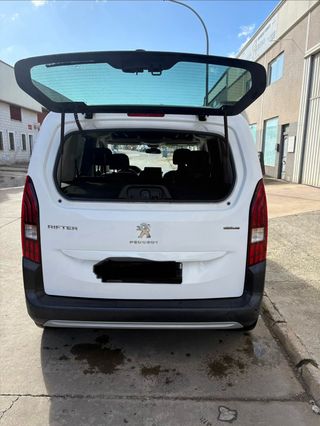 Peugeot rifter GTline 1.5 130cv. 46.900k