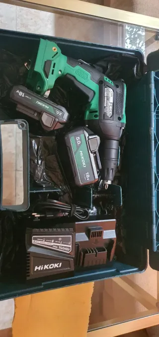 Taladro HIKOKI W 18 DA WAZ + Baterías 2Ah-5Ah Carg