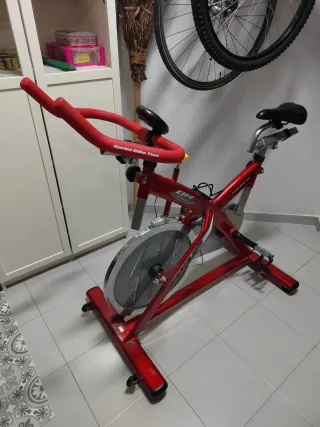 Bicicleta Spinning BH Sprint Bike Two Roja