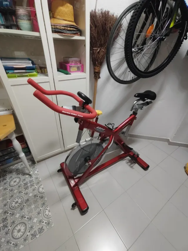 Bicicleta Spinning BH Sprint Bike Two Roja