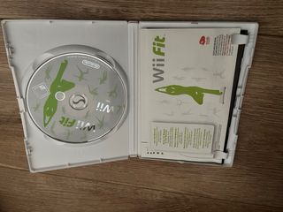 Nintendo Wii Balance Board + Wii Fit