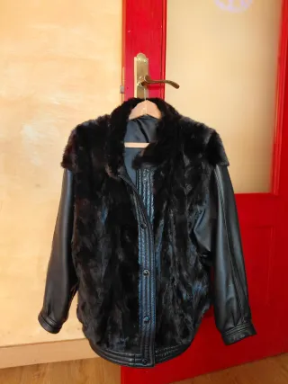 Cazadora Piel cuero Negra y chaquetones Piel natur