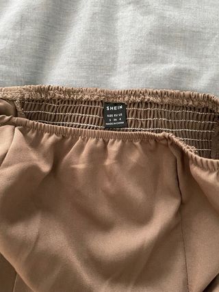 Top bandeau SHEIN color beige – Nuevo