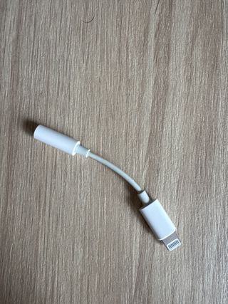 Adaptador Lightning a Jack 3.5mm Apple