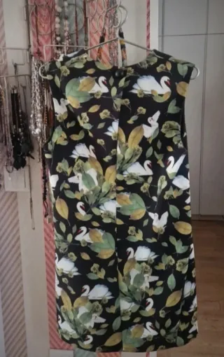 Vestido Bimba y Lola estampado cisnes