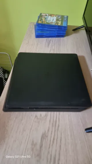 PS4 (PlayStation 4) Nera + 5 Giochi + Controller