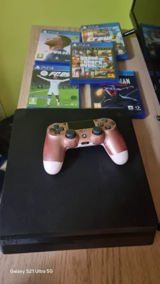 PS4 (PlayStation 4) Nera + 5 Giochi + Controller