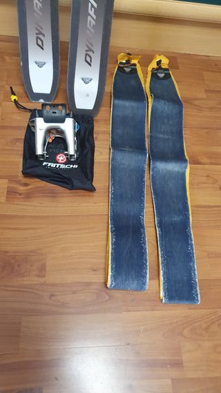 Esquís de travesía negros