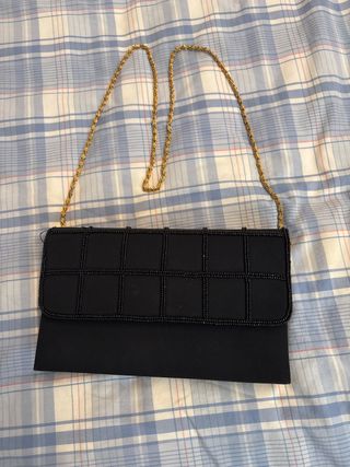 Bolso de fiesta/boda negro con cadena dorada