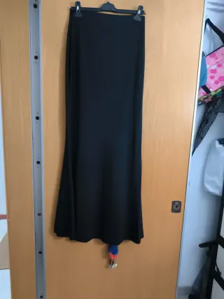 Falda larga lycra mujer negra