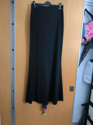 Falda larga lycra mujer negra