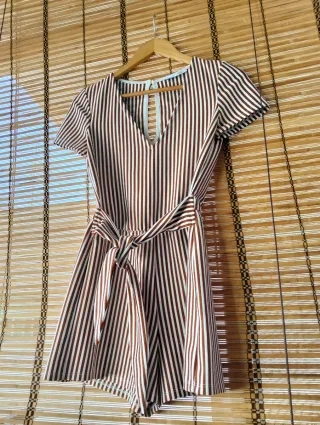 Mono corto Zara rayas marrón y blanco