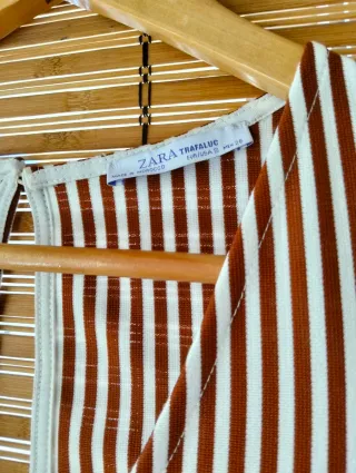 Mono corto Zara rayas marrón y blanco