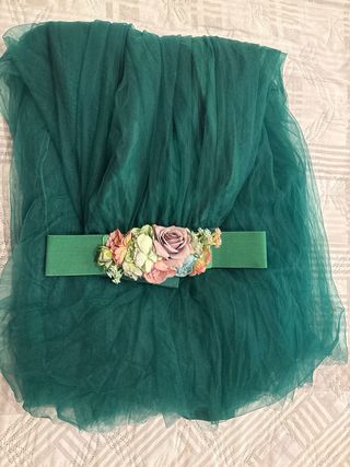 Falda tul verde con top dorado