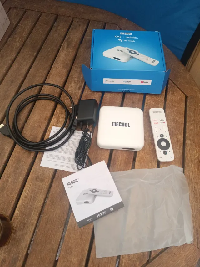 MECOOL KM2 Android TV Box 10.0 4K