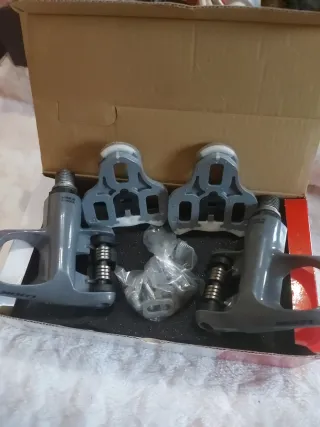 Pedales y calas LOOK