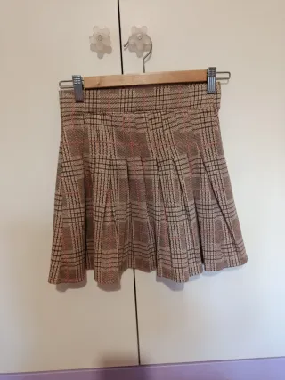 Minifalda de cuadros marrón y rosa