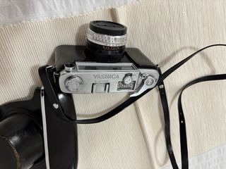 Cámara Analógica Yashica minister-D