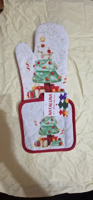 Guanto e presina natalizi