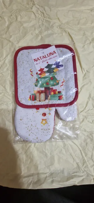 Guanto e presina natalizi