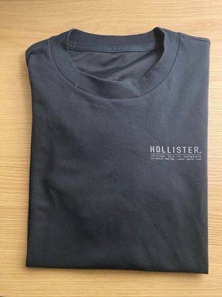 Camiseta Hollister Negra