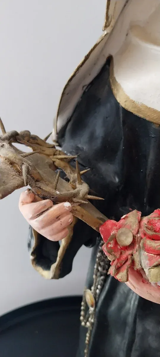 Figura Santa Rita antigua