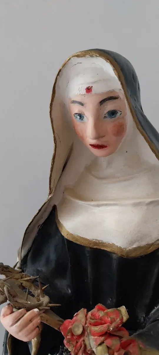 Figura Santa Rita antigua