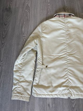 Chaqueta Burberry Beige