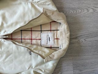 Chaqueta Burberry Beige
