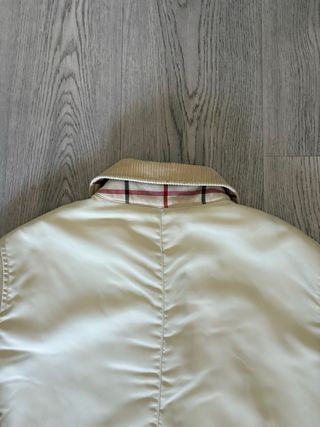 Chaqueta Burberry Beige