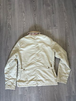 Chaqueta Burberry Beige