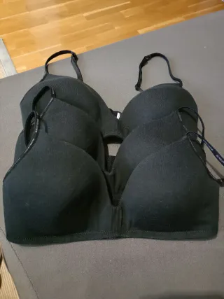 Lote 4 sujetadores negros