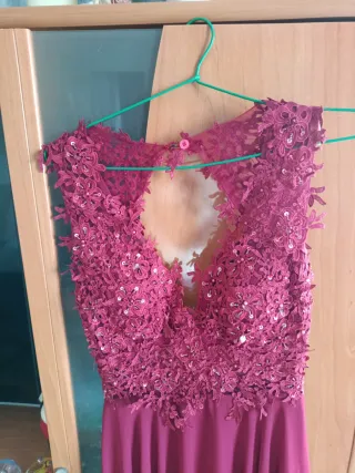 Vestido de fiesta lentejuelas granate