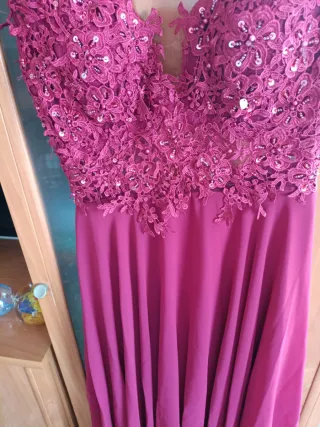 Vestido de fiesta lentejuelas granate
