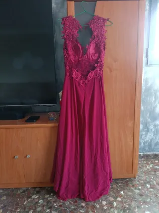 Vestido de fiesta lentejuelas granate