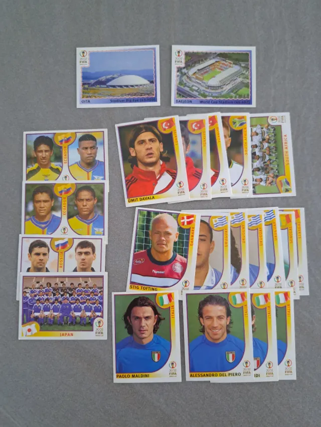 48 figurine Panini Mondiali Corea 2002