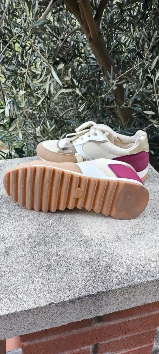 Zapatillas Mujer Beige y Dorado