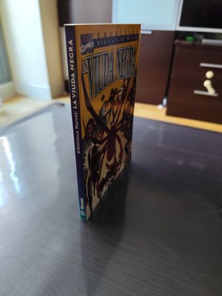 BIBLIOTECA MARVEL LA VIUDA NEGRA