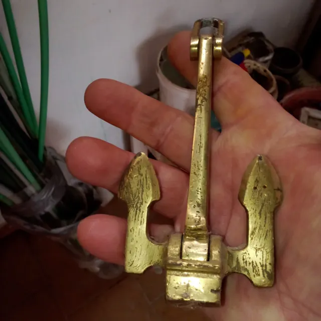 Âncora decorativa de metal