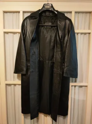 Abrigo Largo Botones Piel Sintética