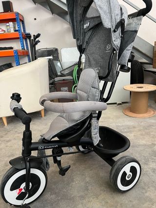 Triciclo infantil gris
