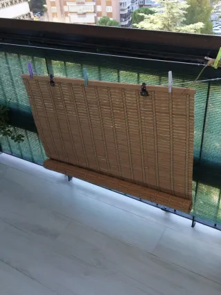 Tenda a rullo in legno