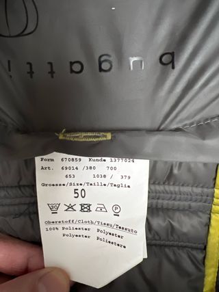 Parka Bugatti azul acolchada