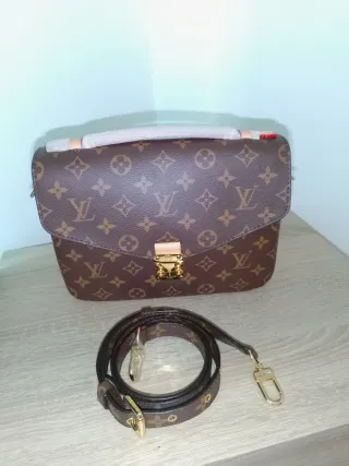 Bolso Louis Vuitton Marrón y Rojo original.